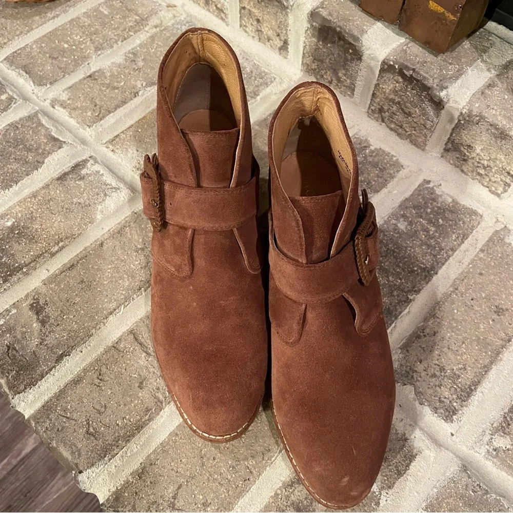 Jack Rogers Izzy Suede Wedge Ankle Booties Size 8.5 - Picture 3 of 11
